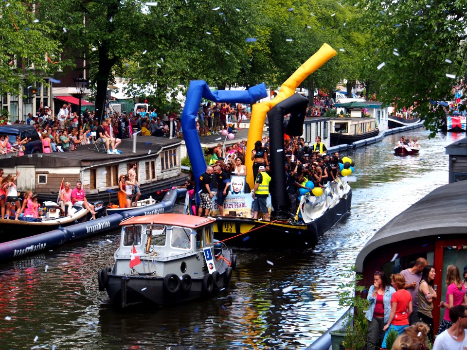 Amsterdam Gay Pride 2013 boat no5 pic2