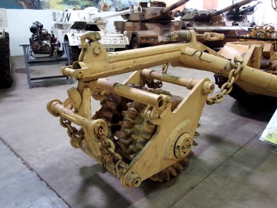 AMX 30B Démineur in the Musée des Blindés, France, pic-1