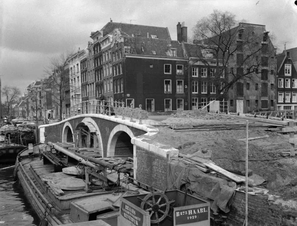 Amsterdam bouwt en sloopt in de binnenstad, brug over de Nieuwe Prinsengracht bi, Bestanddeelnr 911-0377