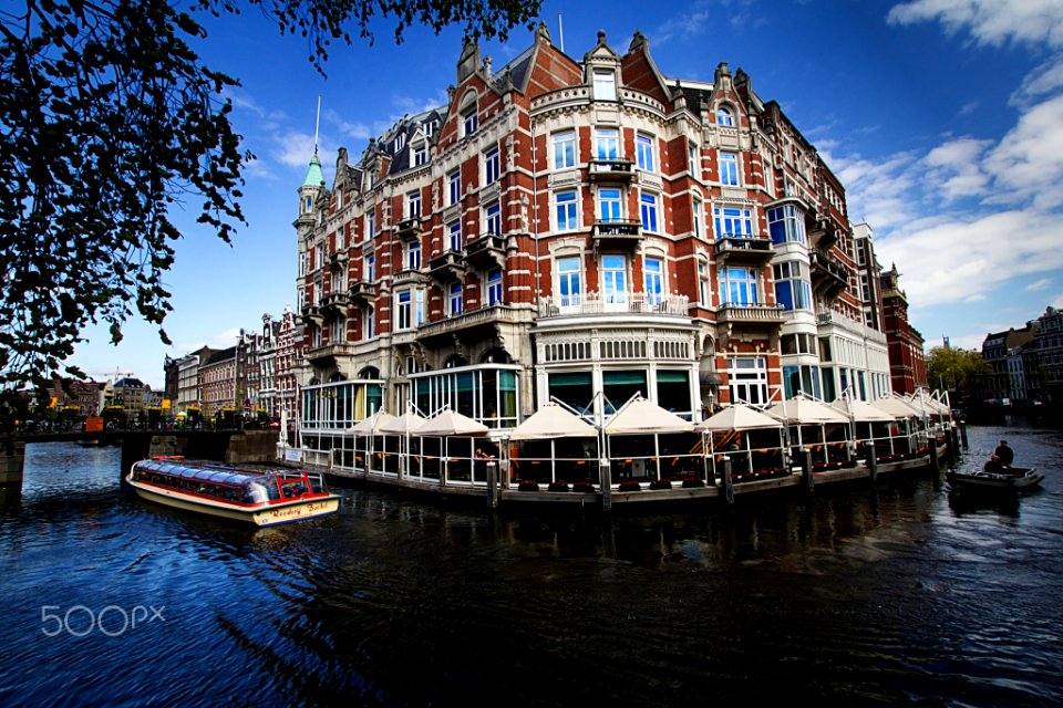 Amsterdam (208440883)