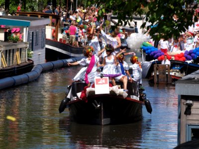 Amsterdam Gay Pride 2013 boat no24 Diamond Divas pic1