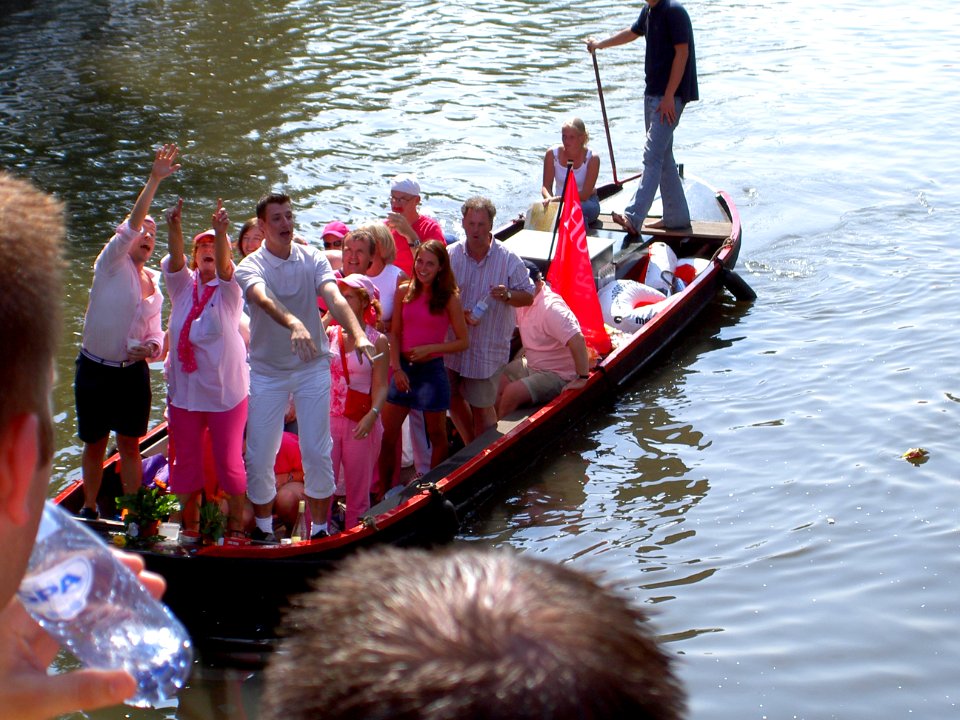 Amsterdam Gay Pride 2004, Canal parade