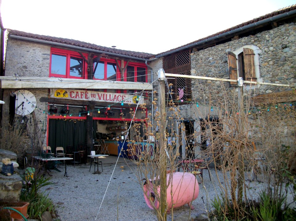 Anères café du village