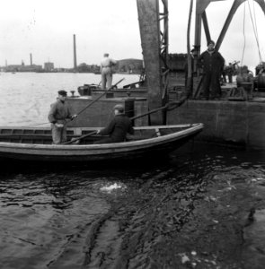 Amsterdam, fotos betreffende de herstellingswerken in de haven, Bestanddeelnr 900-9142
