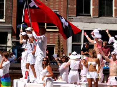 Amsterdam Gay Pride 2013 boat no2 pic2