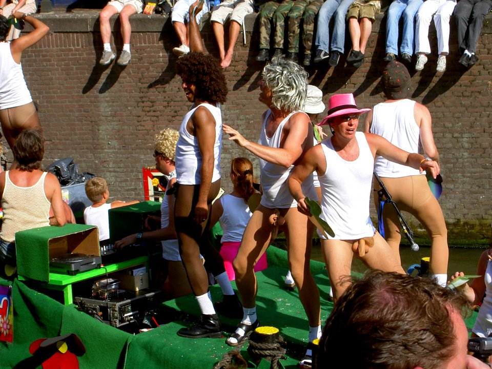 Amsterdam Gay Pride 2004, Canal parade -017