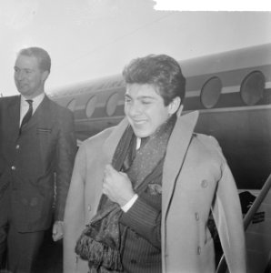 Amerikaanse zanger Paul Anka op doorreis op Schiphol, Paul Anka (kop), Bestanddeelnr 916-1874