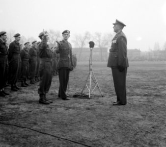 Amersfoort beediging 88 officieren Landmacht, Bestanddeelnr 905-4950
