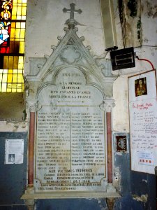 Ames (Pas-de-Calais, Fr) église Saint-Pierre PA00107956 mémorial de guerre
