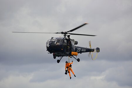 Civil security rotor rescue service photo