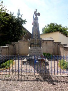 Amel-sur-l'Étang (Meuse) monument aux morts
