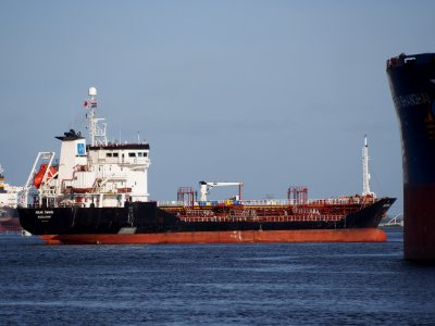 Amak Swan (ship, 2001), IMO 9217333, Port of Amsterdam pic1