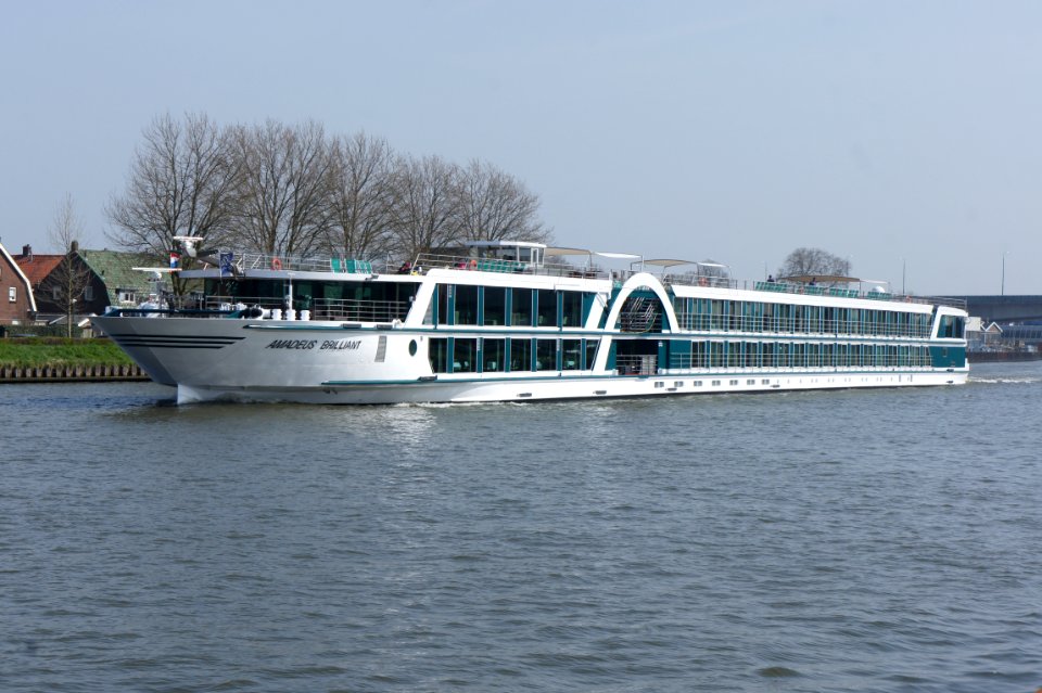 Amadeus Brilliant - ENI 04809350, Amsterdam-Rijnkanaal, pic2