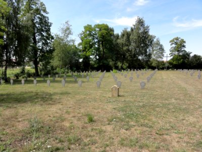 Amel-sur-l'Étang (Meuse) cimetière militaire allemand (03)
