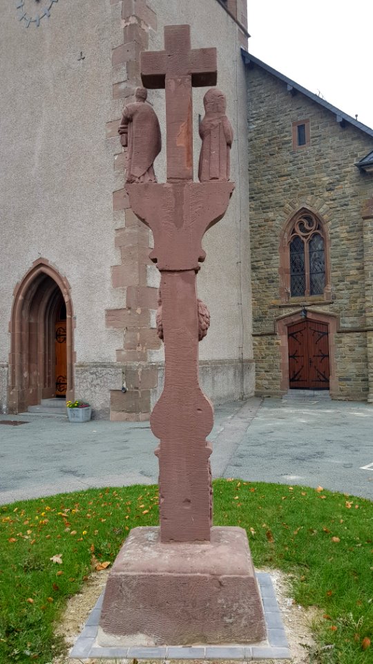 Amel-Marktkreuz bei Kirche St. Hubertus (4)