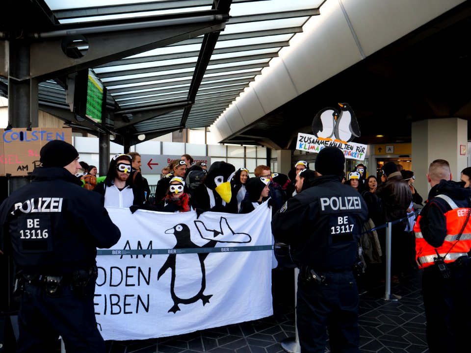 AmBodenBleiben protest Berlin 2019 end 05