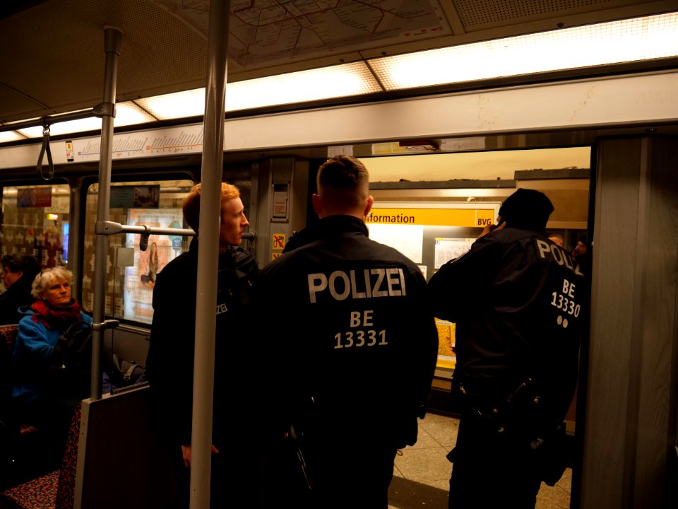 AmBodenBleiben protest Berlin 2019 way to Tegel 04