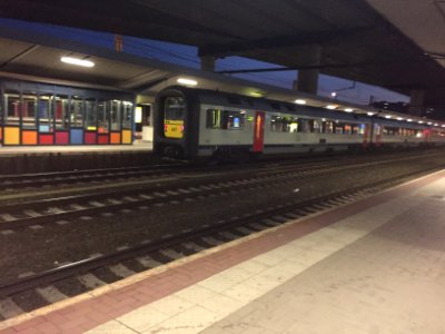 AM96 467 de la SNCB NMBS en gare de Charleroi-Sud 2