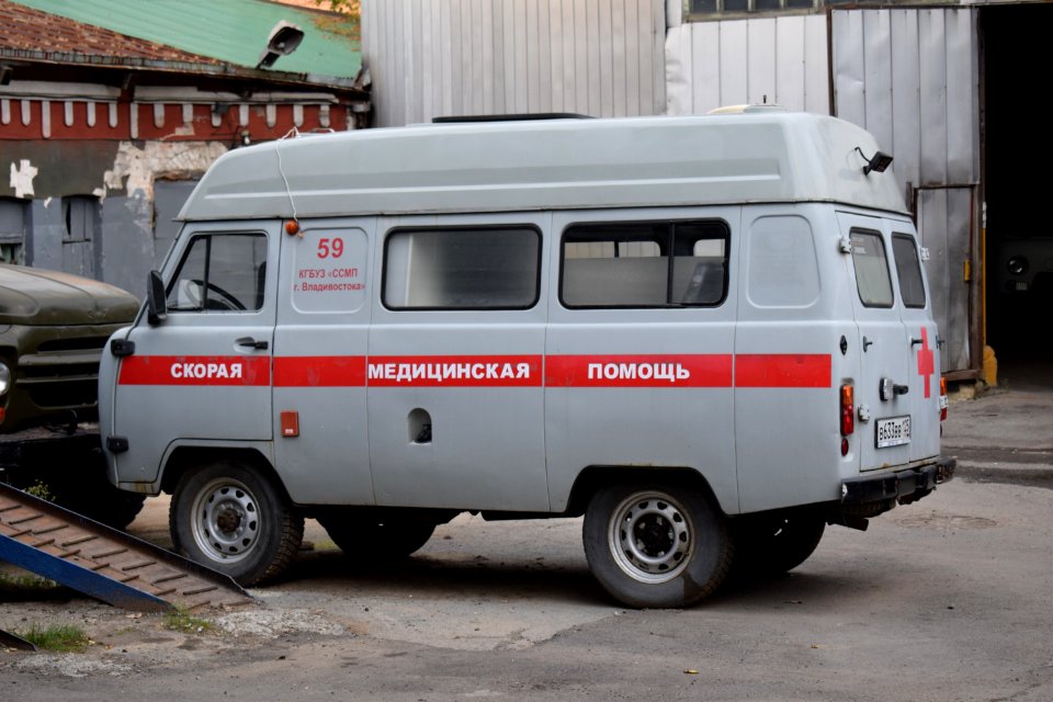 Ambulance in Vladivostok b 08
