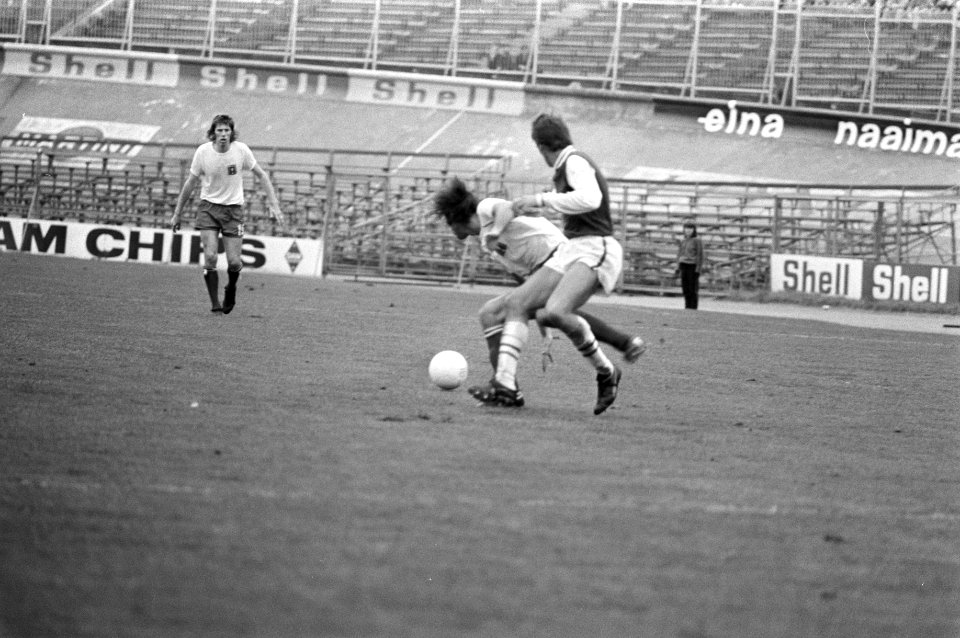 Amsterdam tegen Haarlem 2-1, Bestanddeelnr 925-9520