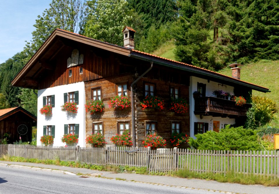 Ammergauer Straße 32 bjs190914-02