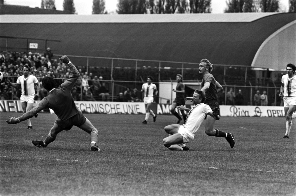 Amsterdam tegen Den Haag 3-1 spelmomenten, Bestanddeelnr 928-5544