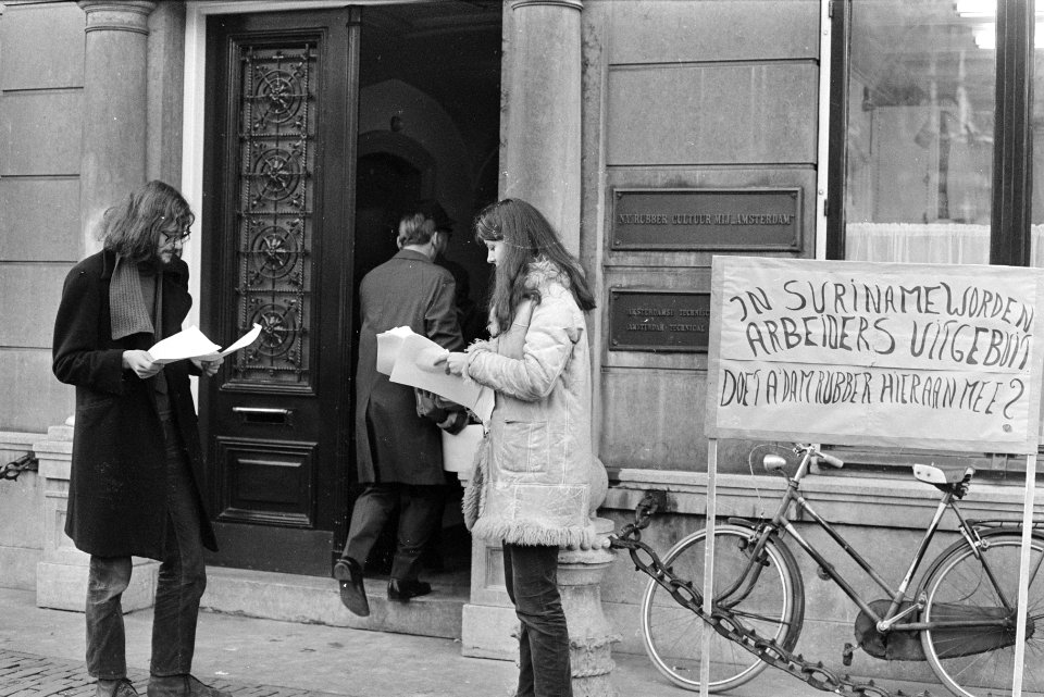 Amsterdam Rubber Komitee post voor pand Rubber Cultuur Mij , Amsterdam poster v, Bestanddeelnr 924-2760