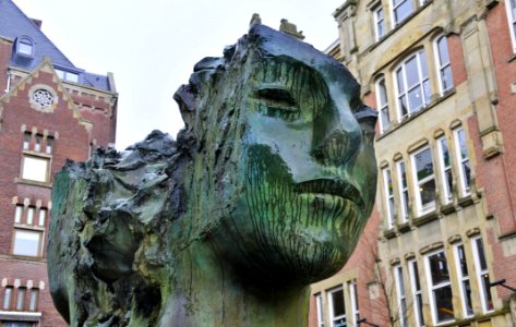 Amsterdam Rokin Fontein hnapel 01