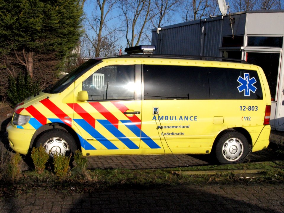 Ambulance Kennemerland Coordinatie, Mercedes, Unit 12-803 pic1