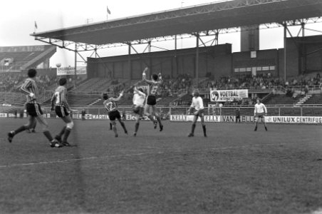 Amsterdam tegen Helmond Sport 3-1, KNVB-beker, spelmoment, Bestanddeelnr 926-0901