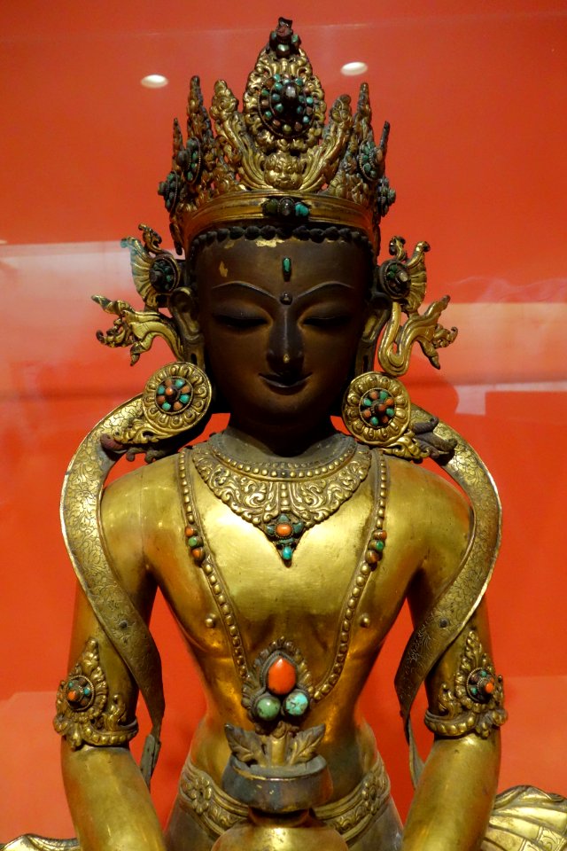 Amitayus, view 1, Nepal, 17th or 18th century, gilt copper - Berkeley Art Museum and Pacific Film Archive - DSC03976