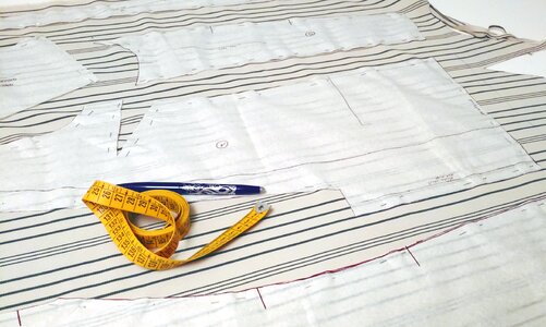 Fashion apparel measuring tape