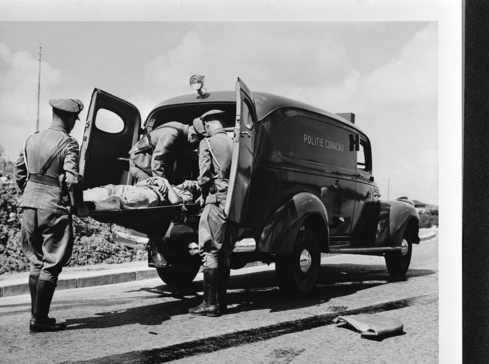 Ambulance van de politie van Curaçao, Bestanddeelnr 935-1179