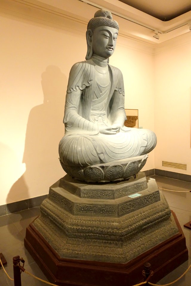 Amitabha of Phat Tich pagoda (reproduction), Bac Ninh province, 1057 AD DSC04840