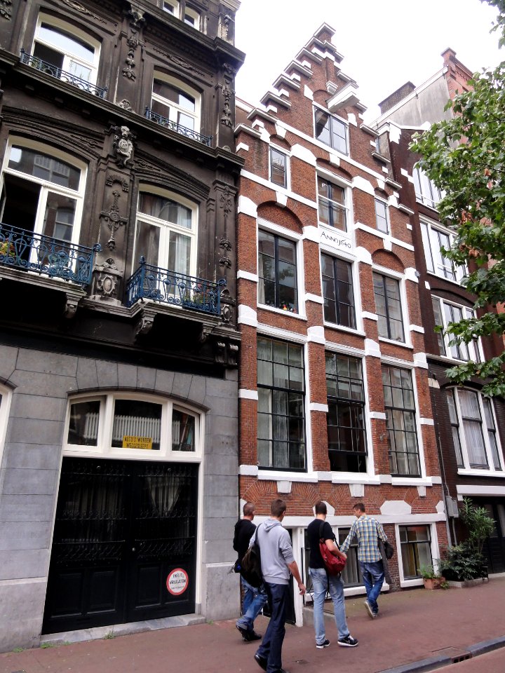 Amsterdam Rijksmonument 5637 Spuistraat 88