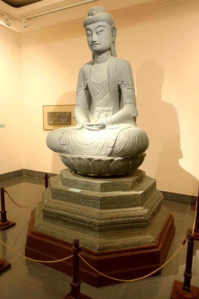 Amitabha of Phat Tich pagoda (reproduction), Bac Ninh province, 1057 AD - Vietnam National Museum of Fine Arts - Hanoi, Vietnam - DSC04836