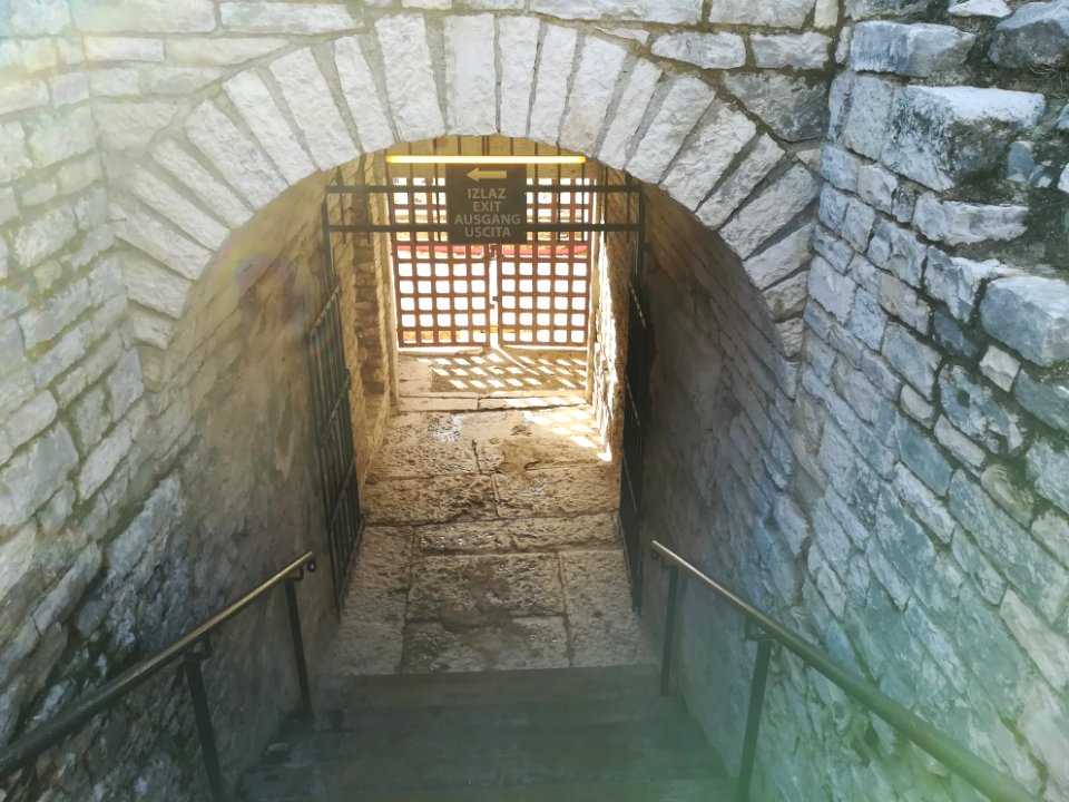 Amphitheatre (Pula), interior 2017 03