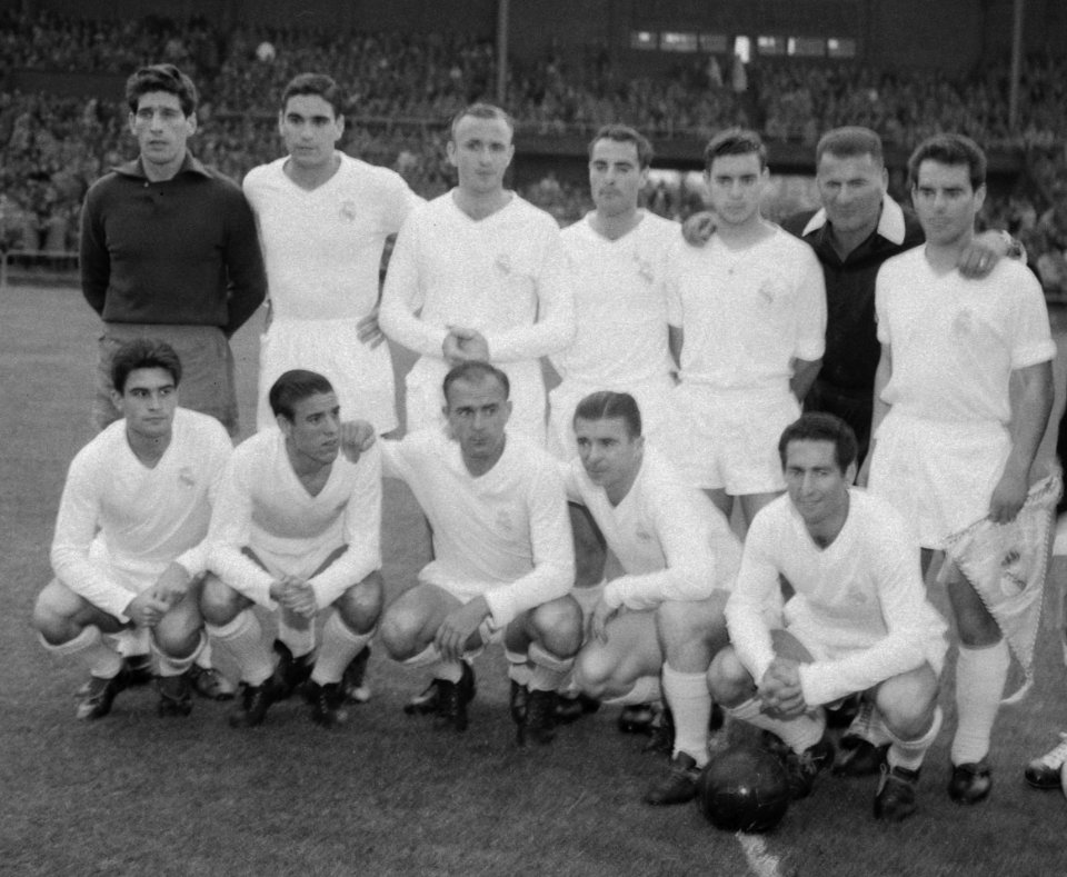 Amsterdam tegen Real Madrid 1-4 in het Olympisch Stadion te Amsterdam, Bestanddeelnr 910-4817