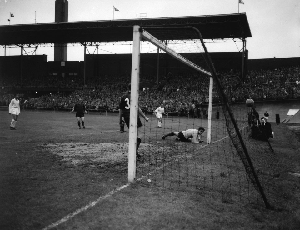 Amsterdam tegen Real Madrid 1-4 in het Olympisch Stadion te Amsterdam, tweede do, Bestanddeelnr 910-4822