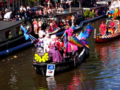 Amsterdam Gay Pride 2013 Vonessen Design boat pic2