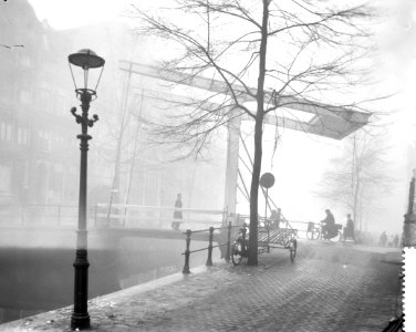 Amsterdam in de mist, mist over de Groenburgwal, Bestanddeelnr 912-1098