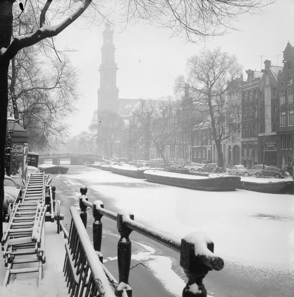 Amsterdam in de sneeuw, de oude Wester langs de Prinsengracht, Bestanddeelnr 914-6532