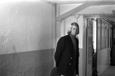Amsterdam tegen Utrecht 2-1, Bert Jacobs bij kleedkamer nummer 7A Frank Kramer …, Bestanddeelnr 925-9682