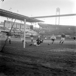 Amsterdam tegen Rapid JC, Bestanddeelnr 909-1847