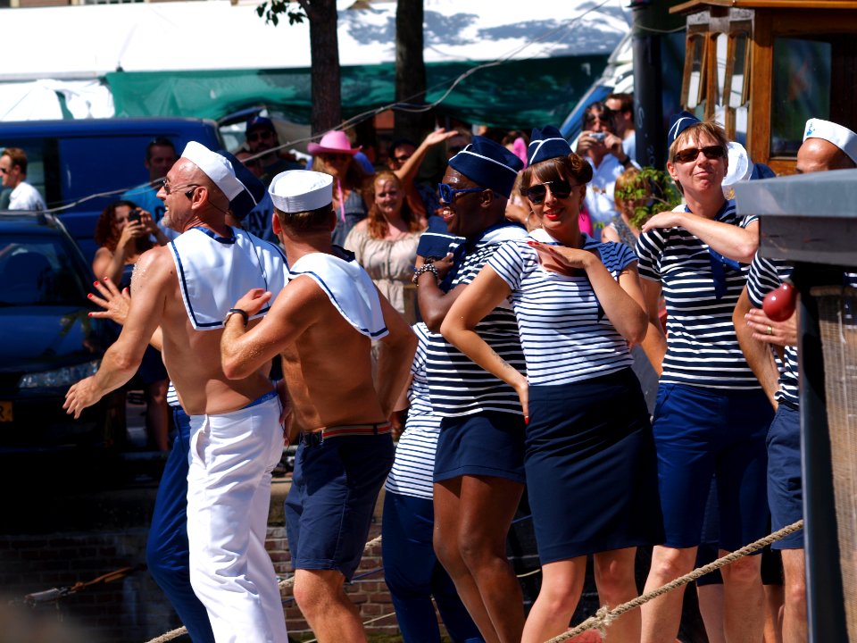 Amsterdam Gay Pride 2013 ING boat pic4