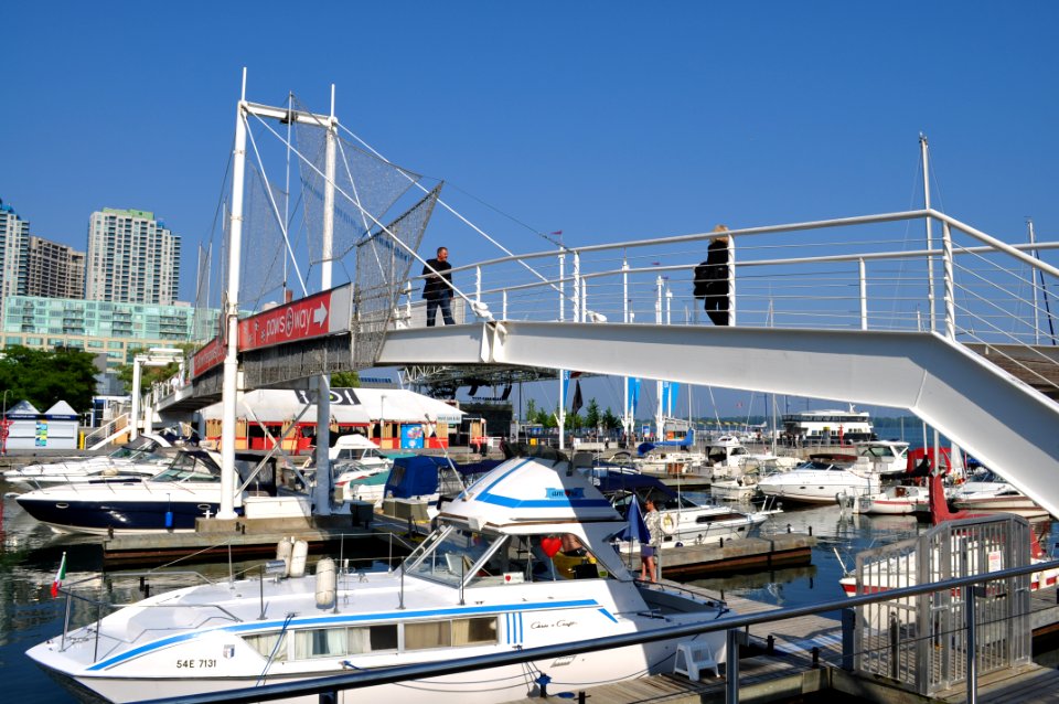 AmsterdamBridgeToronto7