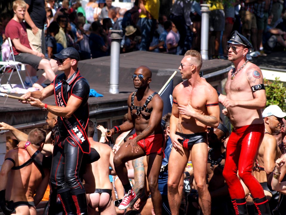 Amsterdam Gay Pride 2013 Mister B boat pic3