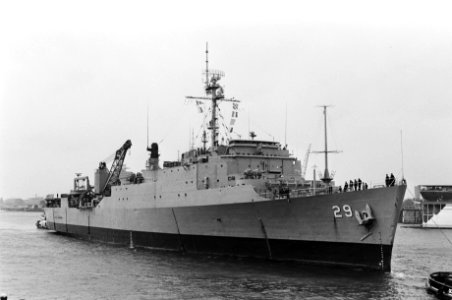 Amerikaanse marinevaartuig Plymouth Rock bezoekt Amsterdam, Bestanddeelnr 929-9321