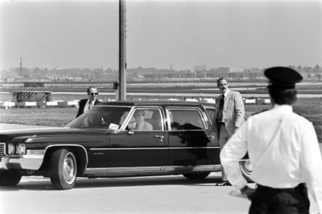 Amerikaanse Minister van Buitenlandse Zaken , dr. Henry Kissinger brengt bezoek , Bestanddeelnr 928-7257