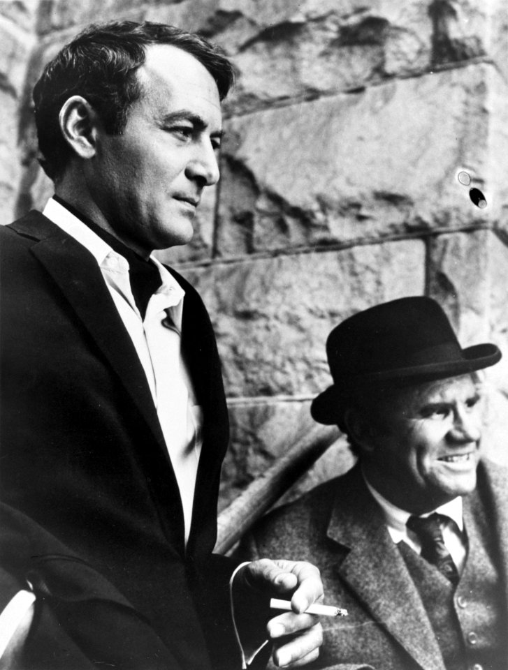 Amerikaanse film- en televisieacteur Robert Loggia als hoodrolspeler in T.H.E. C, Bestanddeelnr 919-7446